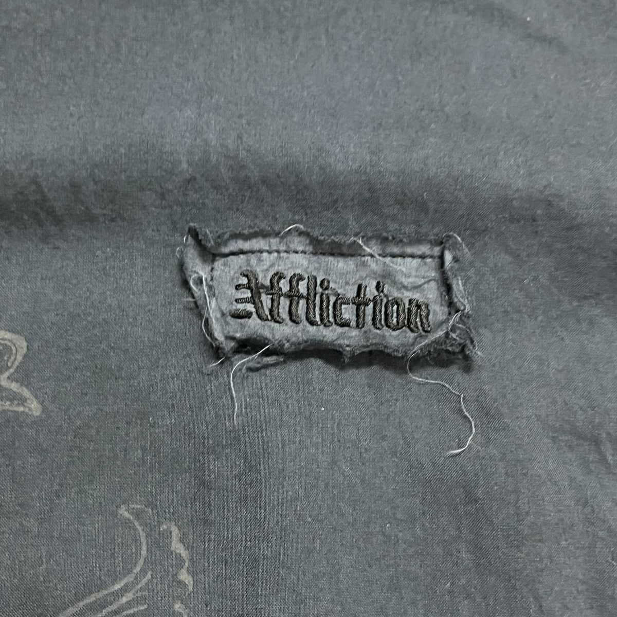 Affliction × Vintage Rare Affliction Black On Black Logo Shirt Size US L / EU 52-54 / 3 - 6 Thumbnail