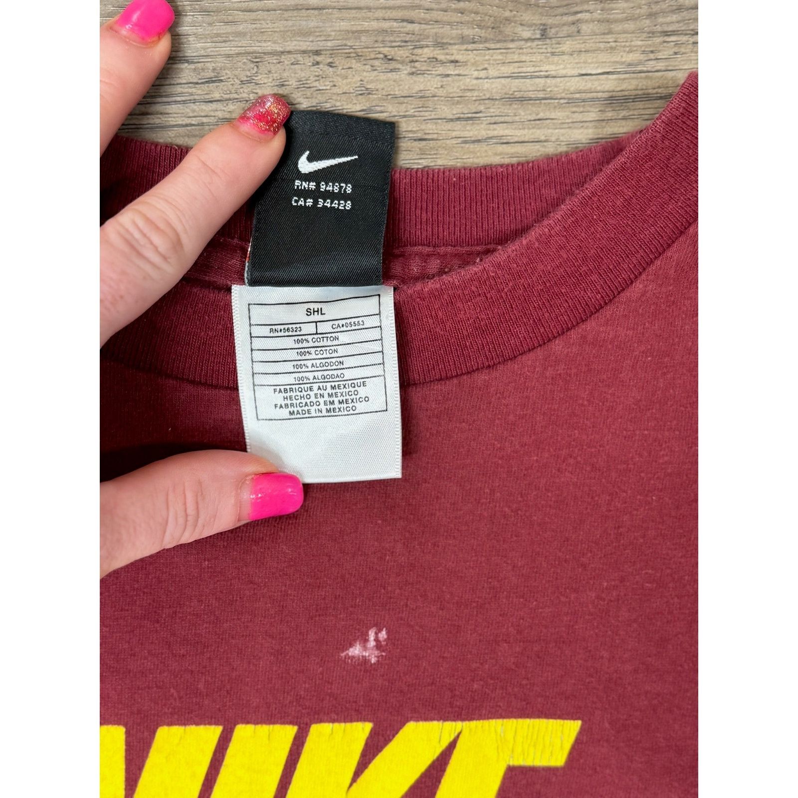 Nike Vintage Nike Team Red Logo T-Shirt, XXL Size US XXL / EU 58 / 5 - 3 Thumbnail