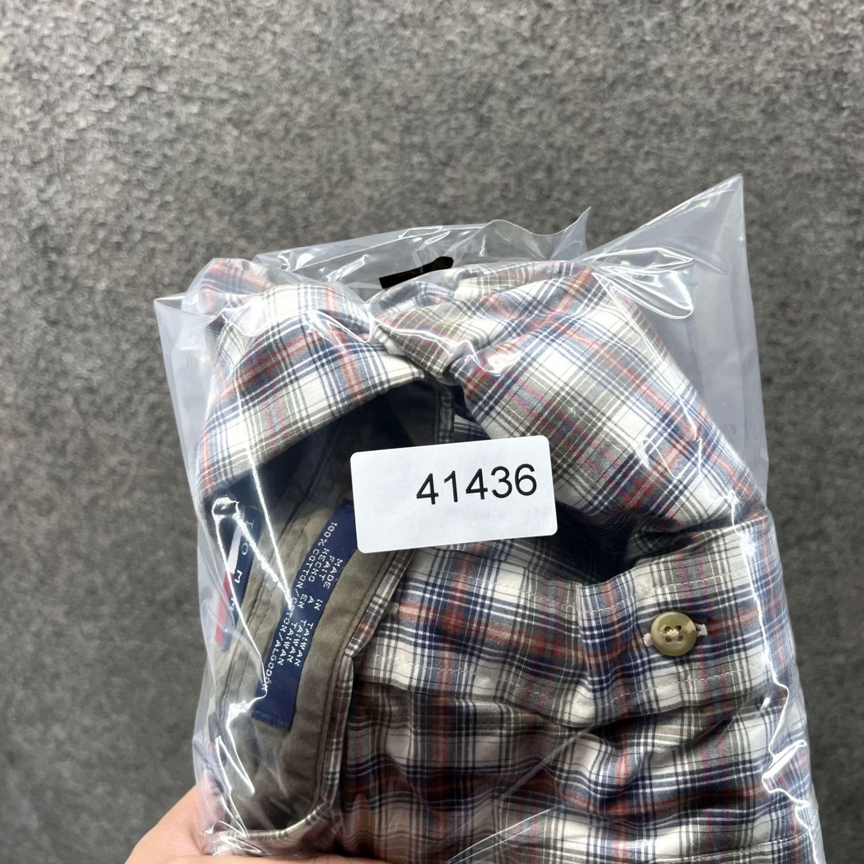 Tommy Hilfiger Tommy Hilfiger Shirt Mens XL Multicolor Plaid Long Sleeve Button Front Cotton Size US XL / EU 56 / 4 - 8 Thumbnail