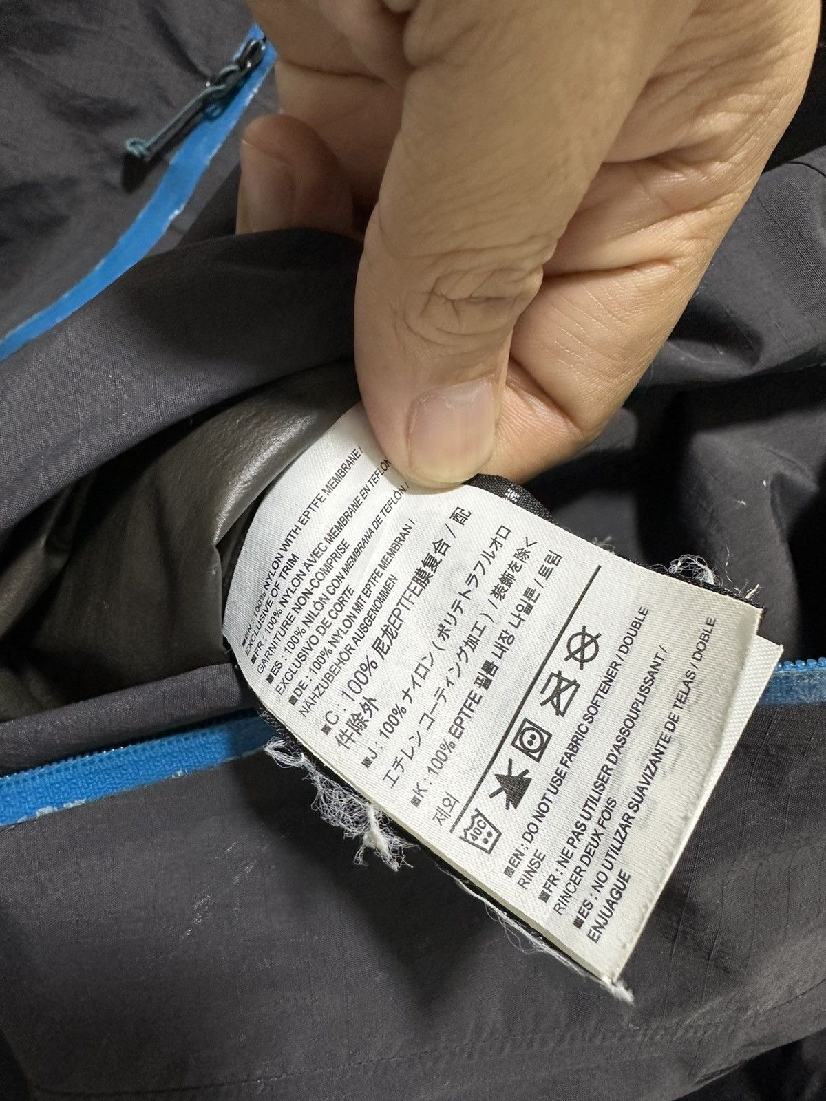 Arc'teryx ARC’TERYX Carbon Copy ll Alpha SL Goretex Waterproof Jacket Size US L / EU 52-54 / 3 - 9 Thumbnail