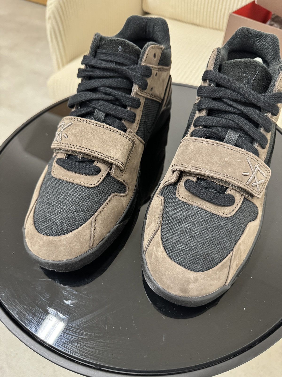 Nike × Travis Scott Nike x Travis Scott jumpman jack dark mocha Size US 9.5 / EU 42-43 - 10 Thumbnail
