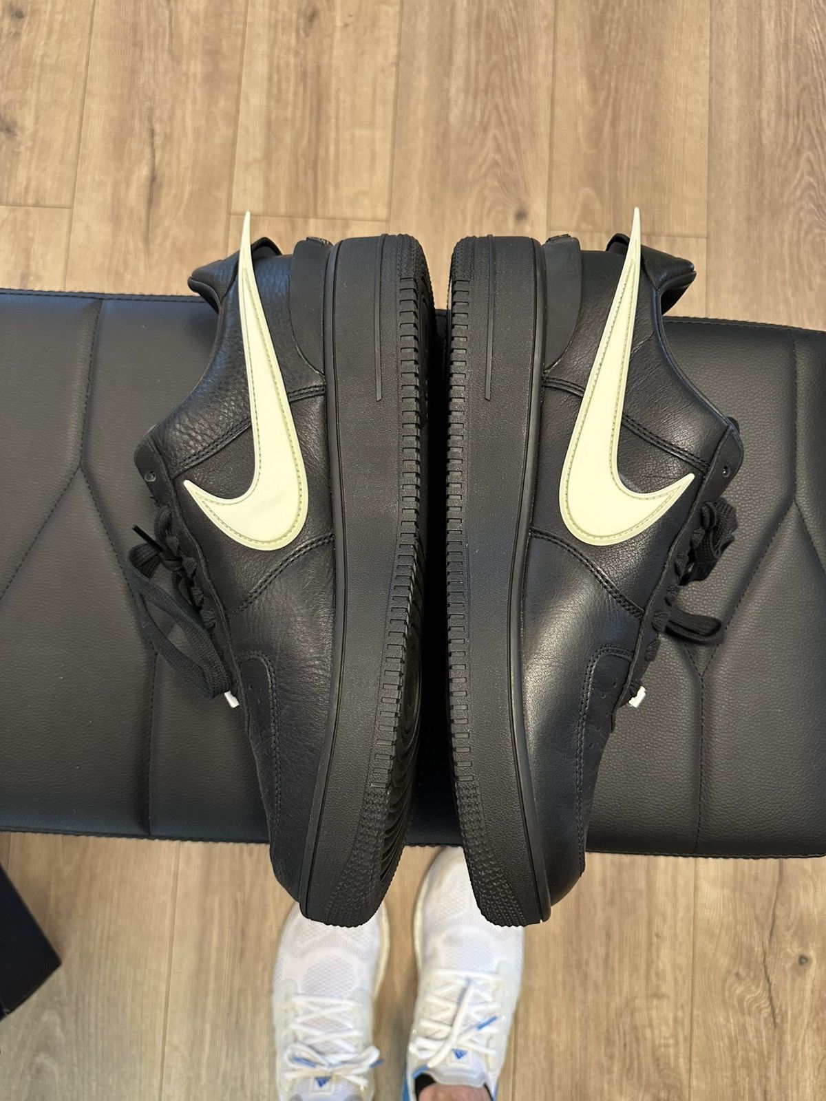 Nike Nike Air Force 1 low Size US 12 / EU 45 - 5 Thumbnail