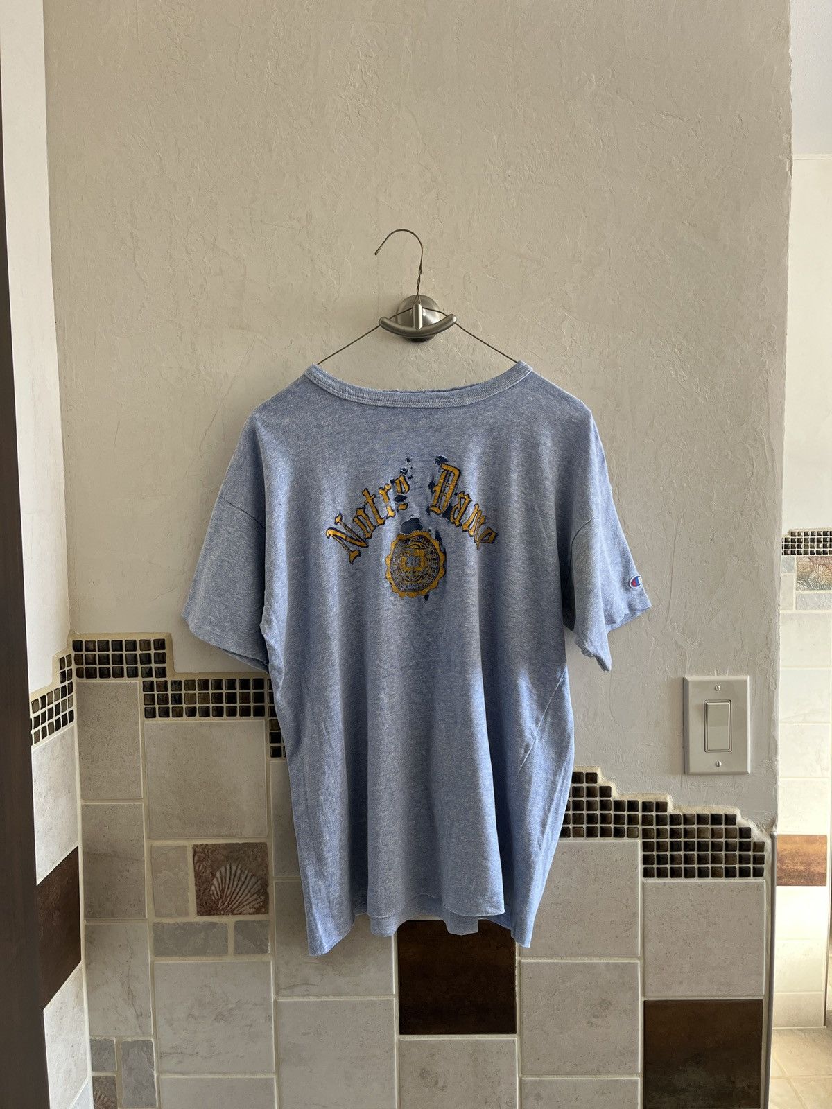 Other Sick vintage thrashed notre dame tee shirt Size US M / EU 48-50 / 2 - 1 Thumbnail