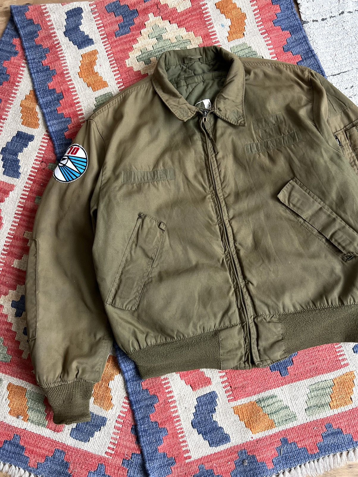 Buzz Rickson's 🇺🇸Vintage 1970s U.S. Army Cold Weather Combat Vehicle Jacket Size US M / EU 48-50 / 2 - 5 Thumbnail