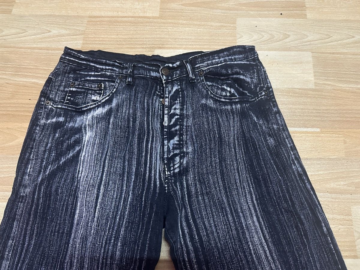 Japanese Brand Rare🔥🔥Striped Stretchable Denim Size US 31 - 2 Thumbnail