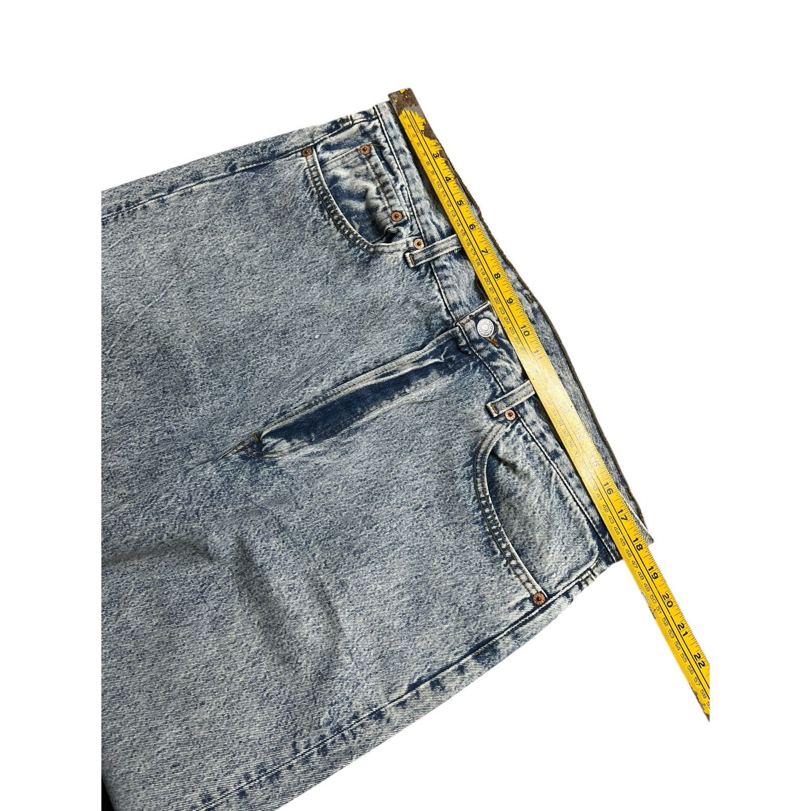 Levi's Levi’s 501 Jeans Men’s USA 1995 Vintage Acid Wash Blue 35x30 Size US 38 / EU 54 - 9 Thumbnail