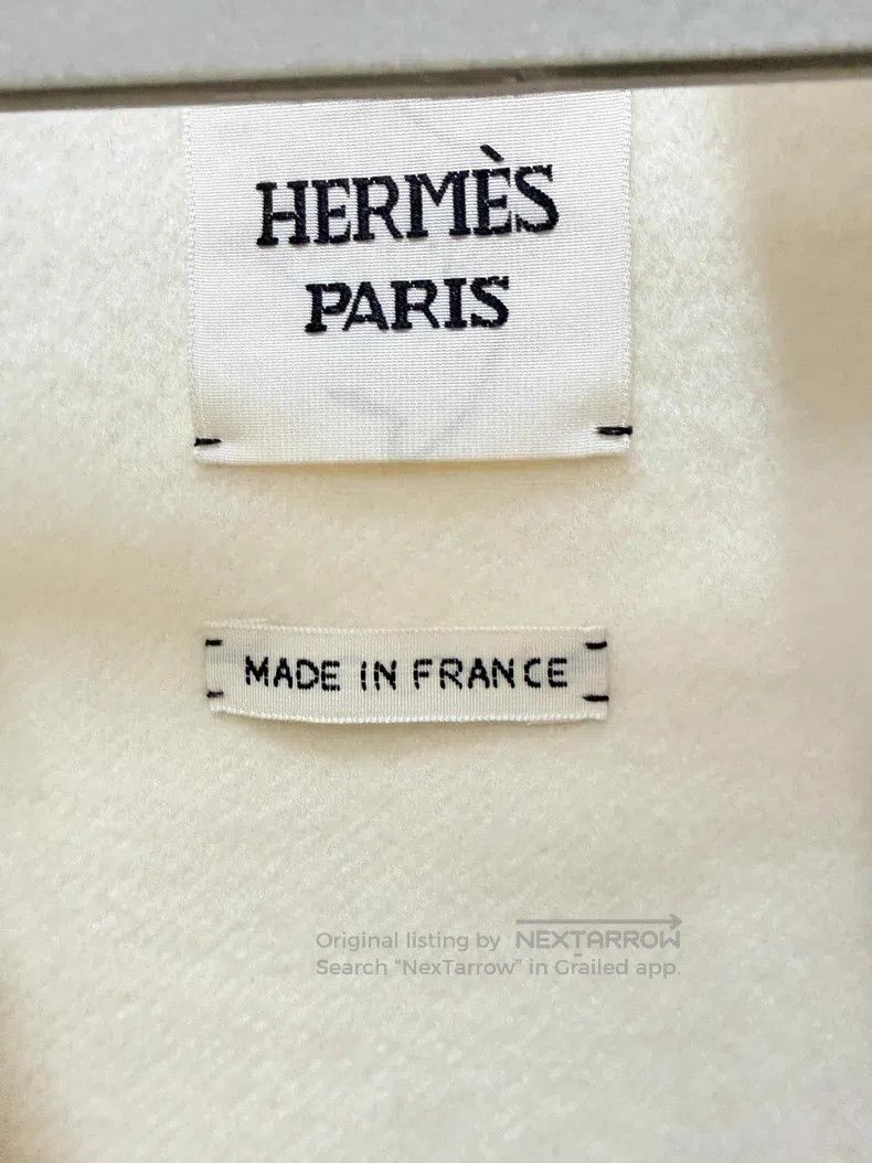 Hermes Hermes White Short Cashmere Jacket Size XS / US 0-2 / IT 36-38 - 3 Thumbnail