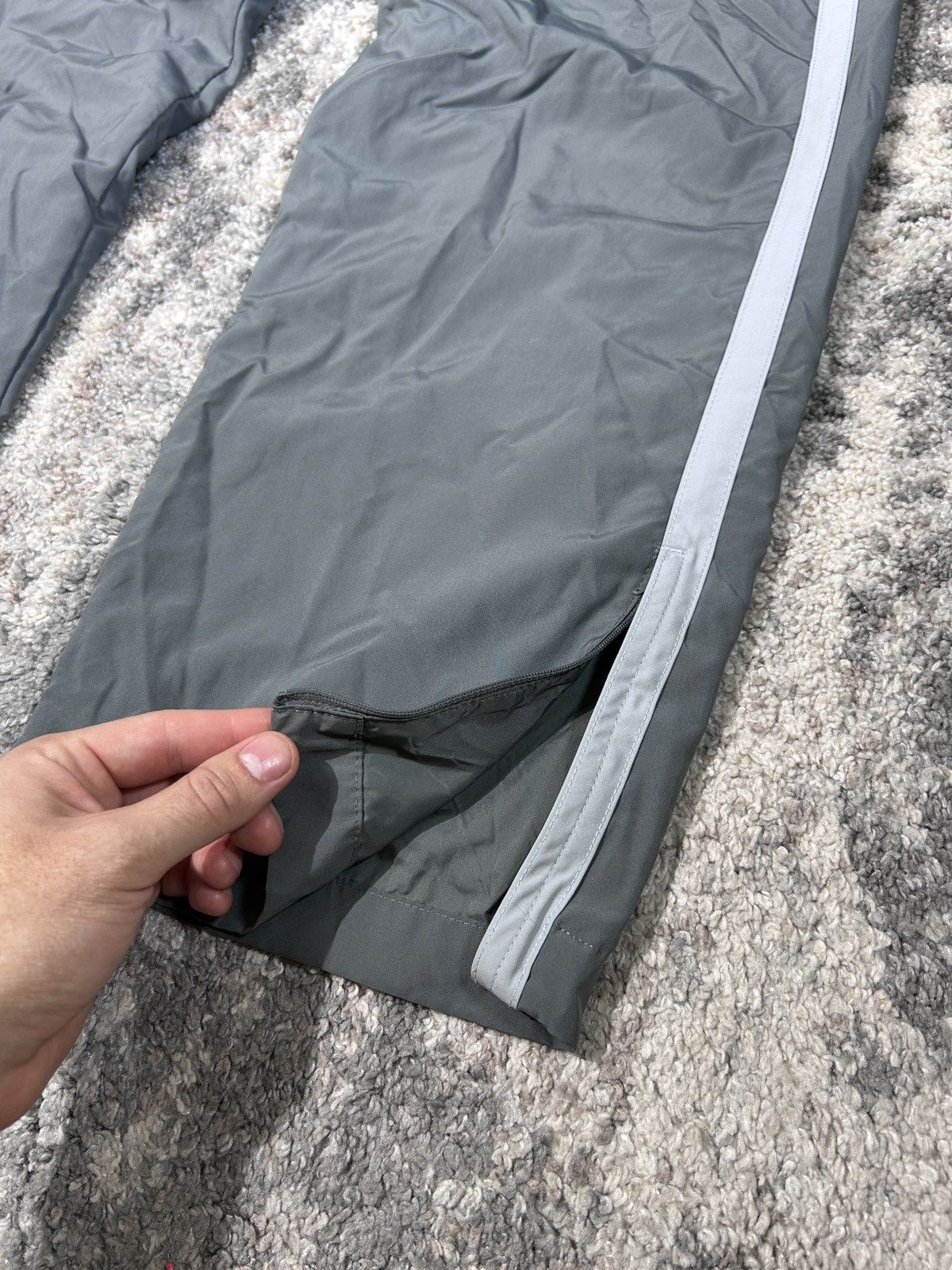 Nike × Vintage Nike vintage baggy nylon track pants y2k / l size Size US 34 / EU 50 - 7 Thumbnail