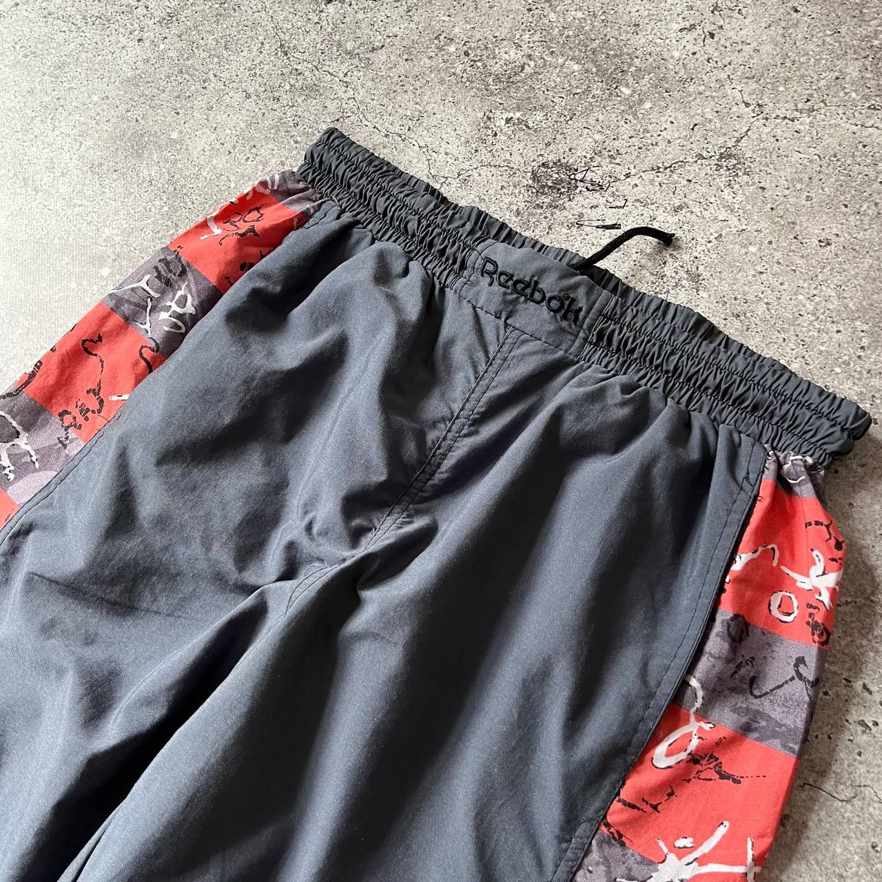 Reebok × Vintage Retro Vintage Reebok Nylon Baggy Trackpants Size US 32 / EU 48 - 3 Thumbnail