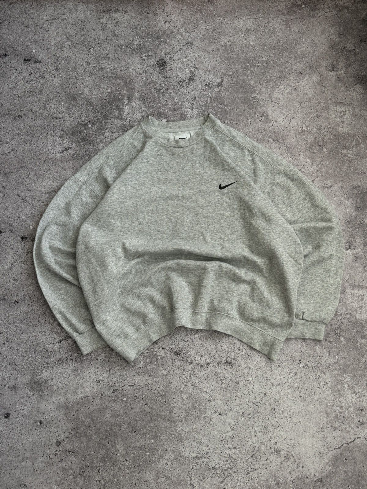Nike × Vintage Vintage Nike 90s Y2K oversized boxy fit grey sweatshirt Size US XL / EU 56 / 4 - 1 Thumbnail