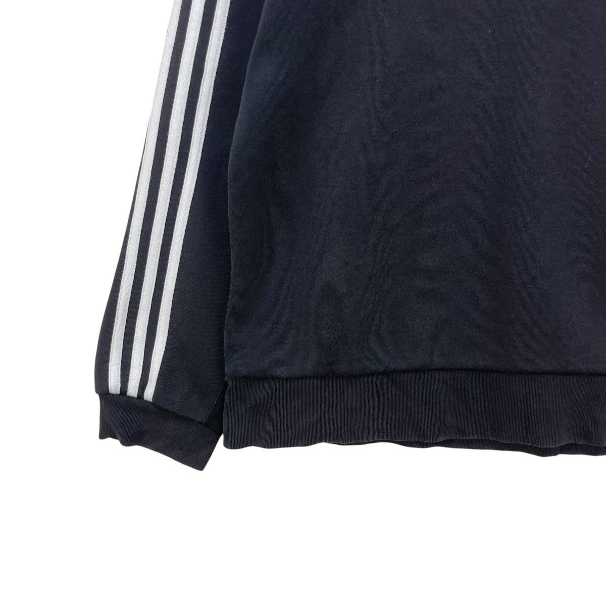 Adidas 💥Vintage Adidas Crewneck Size US M / EU 48-50 / 2 - 4 Thumbnail