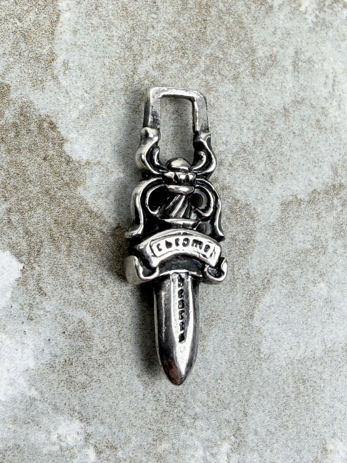 Chrome Hearts Chrome Hearts Zipper Pull Dagger Pendant Silver Size ONE SIZE - 5 Thumbnail