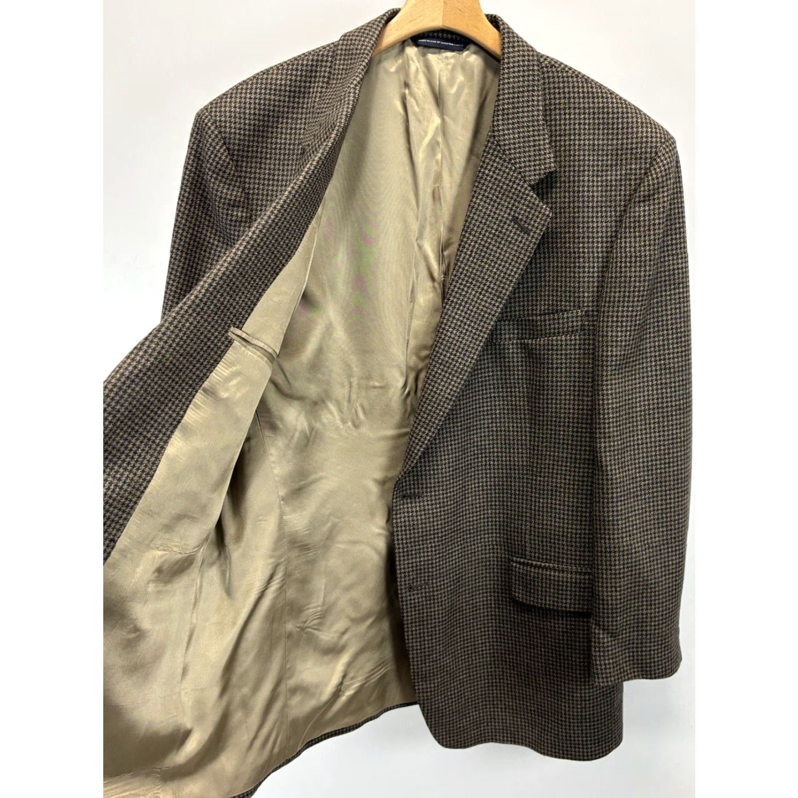 Brooks Brothers VINTAGE Brooks Brothers Blazer Sport Coat MenS 46R Mini Houndstooth Wool USA Brown Black Two-Button Classic Blazer Mens Size 46R - 6 Thumbnail