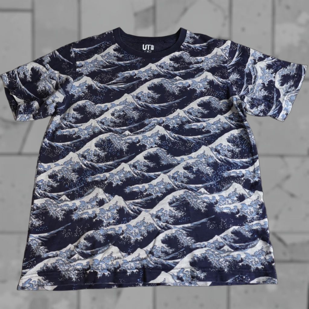 Uniqlo Uniqlo Shirt M Blue Hokusai All Over Print Slubbed T-Shirt Crew Neck Mens Short Sleeve Size US M / EU 48-50 / 2 - 1 Thumbnail