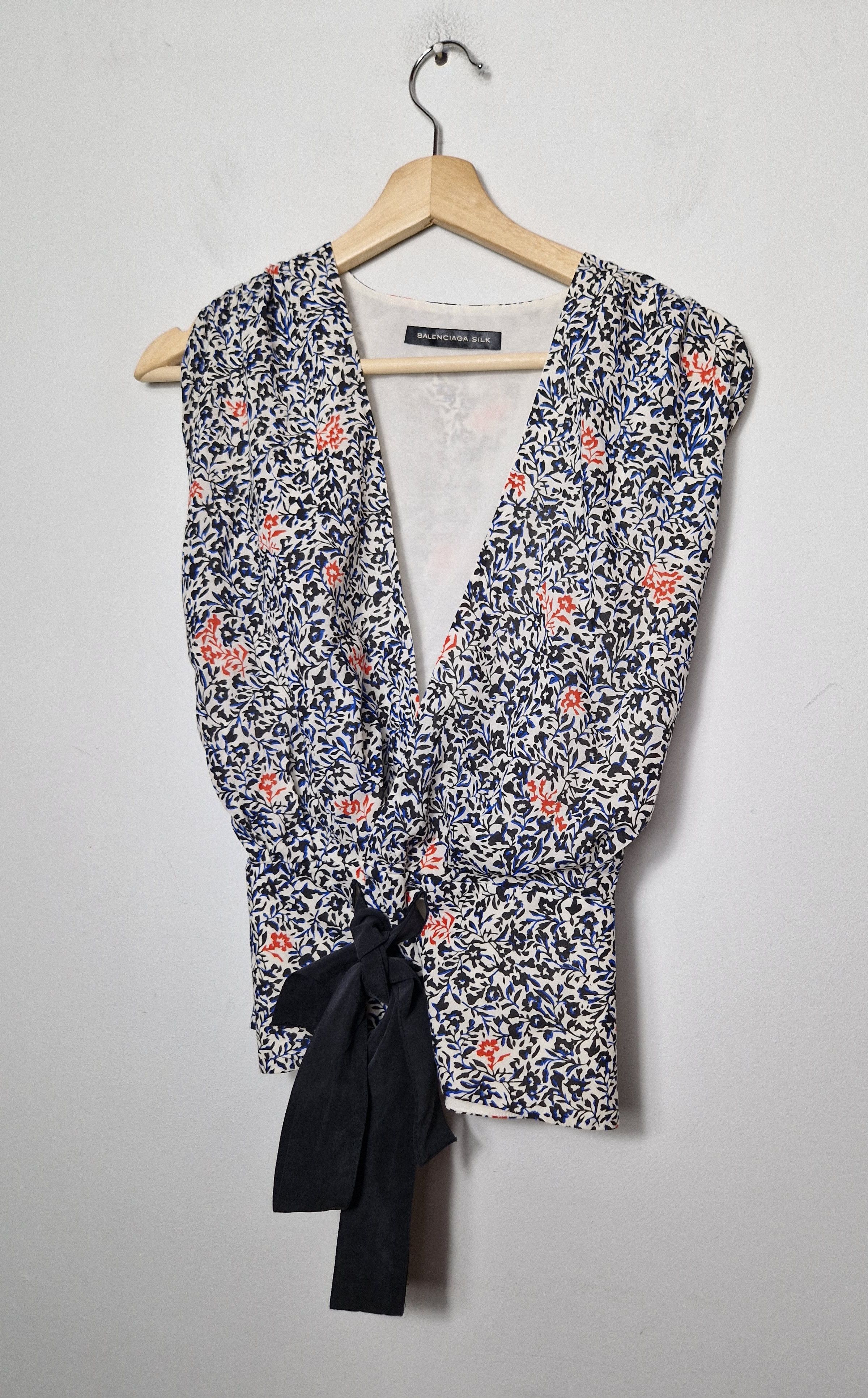 Balenciaga Balenciaga 2012 silk blouse Size S / US 4 / IT 40 - 1 Thumbnail