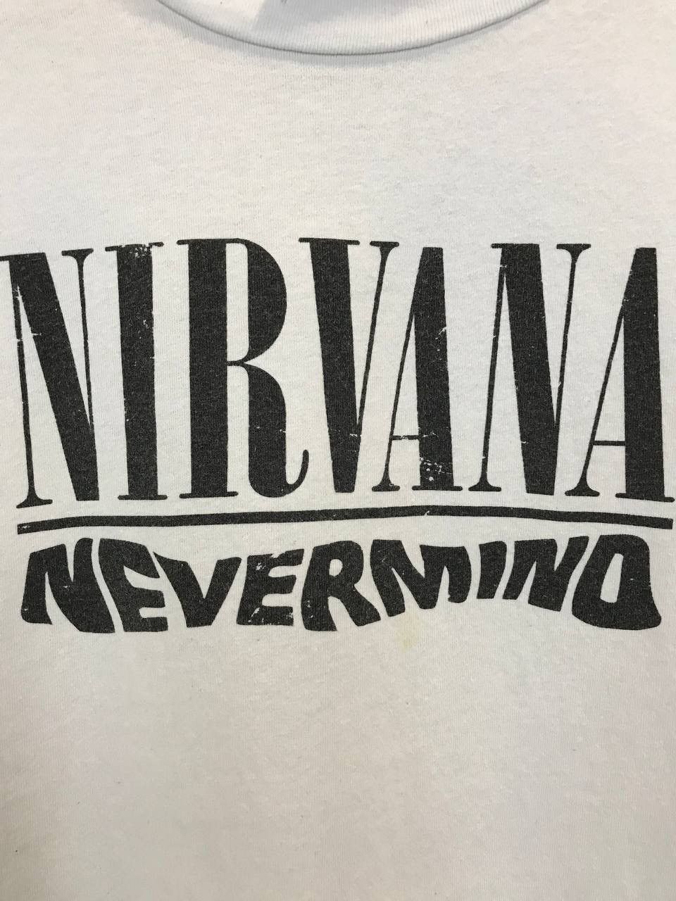 Band Tees × Nirvana Nirvana nevermind rock band distressed tee Size US M / EU 48-50 / 2 - 3 Thumbnail