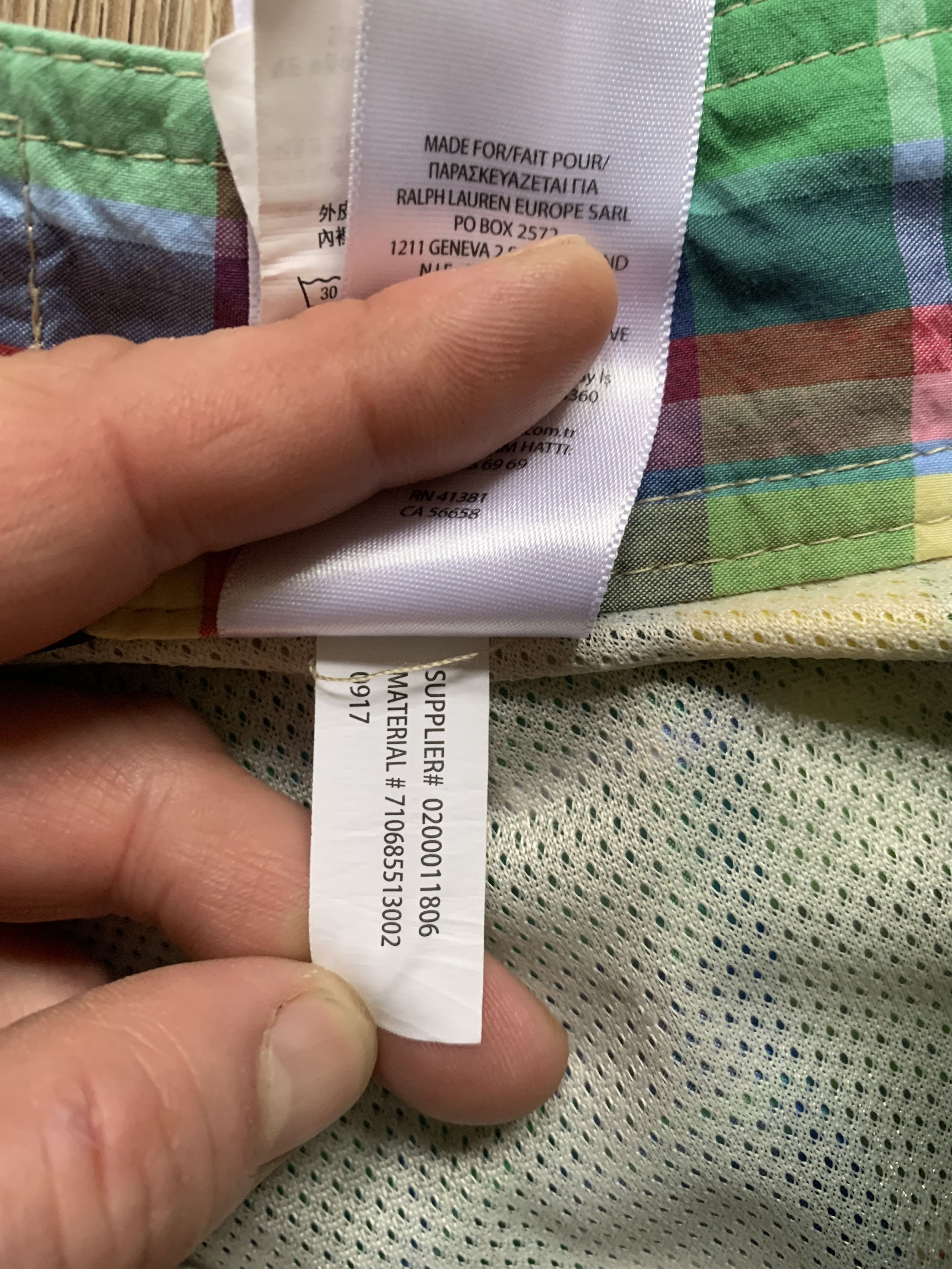 Polo Ralph Lauren Polo Ralph Lauren Multicolor Check Swim Shorts Size US 36 / EU 52 - 11 Thumbnail