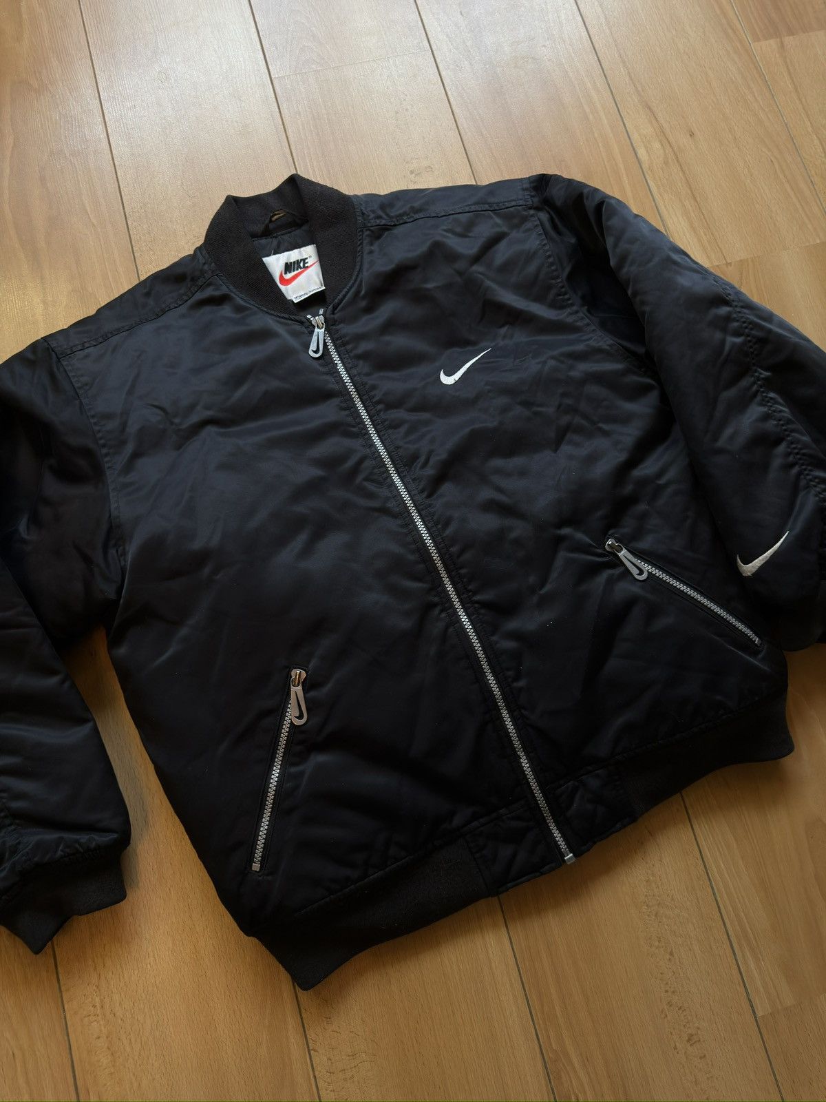 Nike Nike vintage black bomber jacket big logo Size US M / EU 48-50 / 2 - 3 Thumbnail