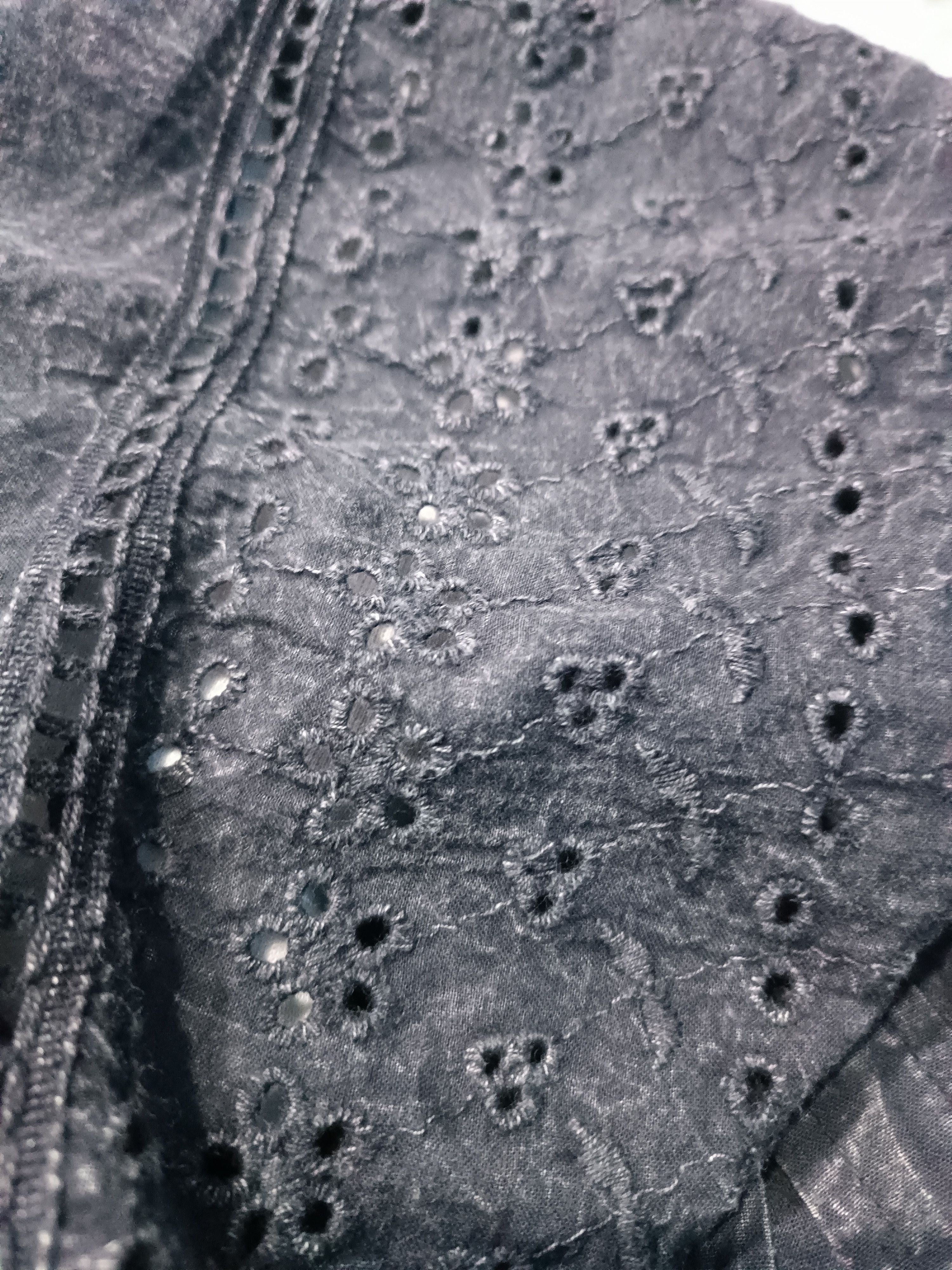 Japanese Brand Vintage Distressed Black Unique Pattern Embroidery Shirt Size US M / EU 48-50 / 2 - 7 Thumbnail