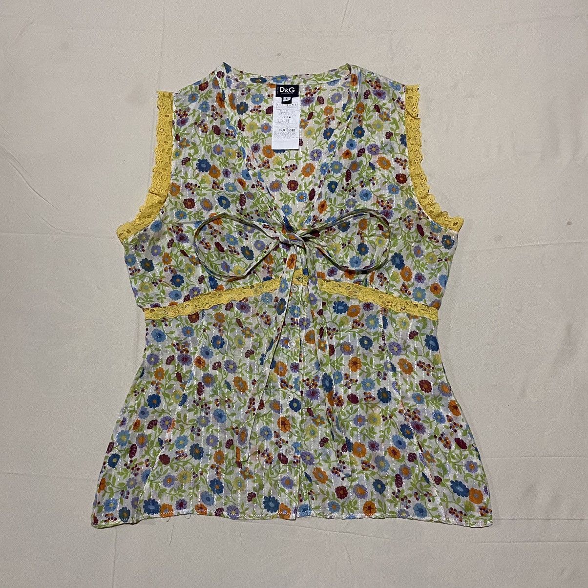 Dolce & Gabbana Vintage Dolce & Gabbana Floral Blouses Size L / US 10 / IT 46 - 1 Thumbnail