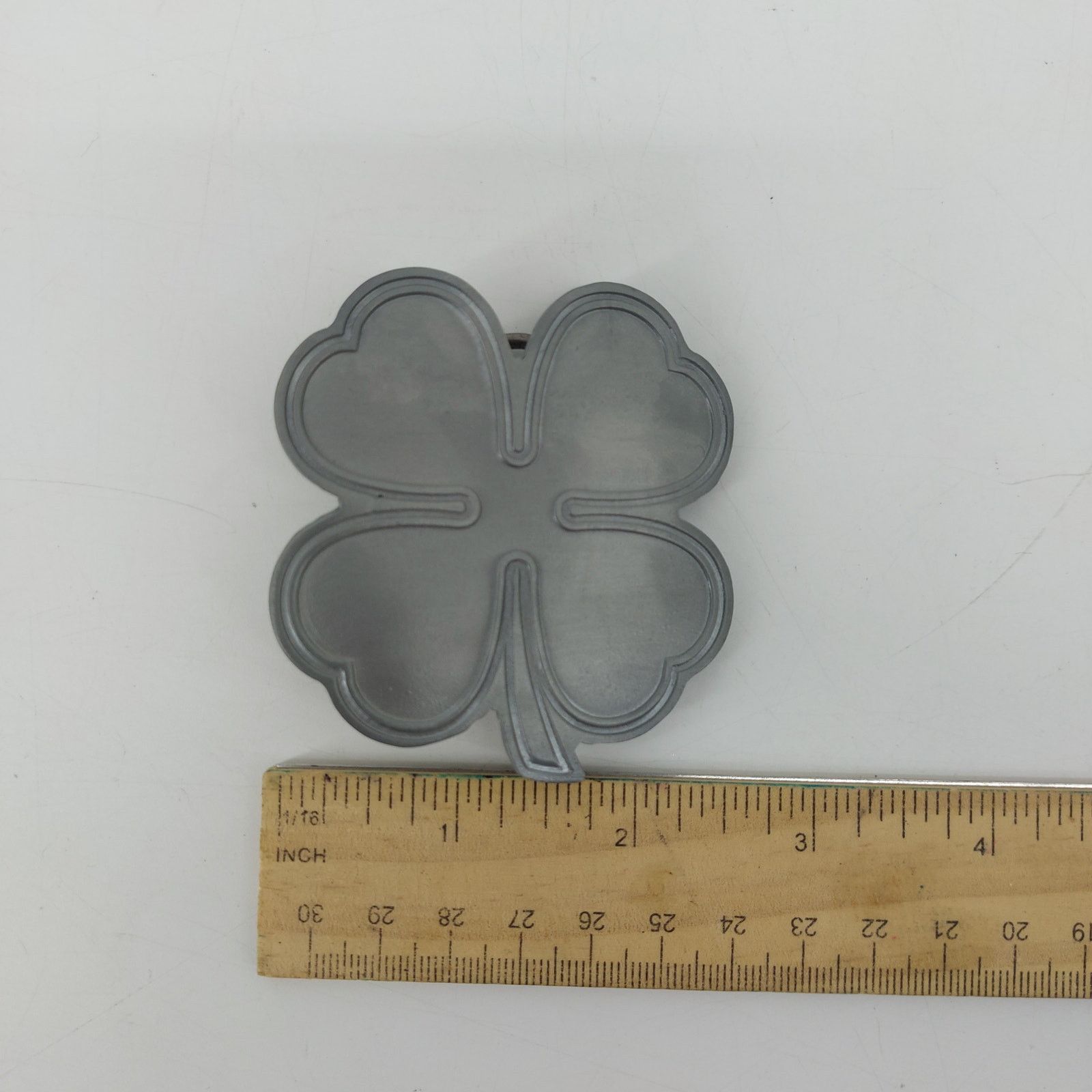 Vintage Lucky Shamrock 4 Leaf Clover St. Patrick's Patty Day Good Size ONE SIZE - 5 Thumbnail