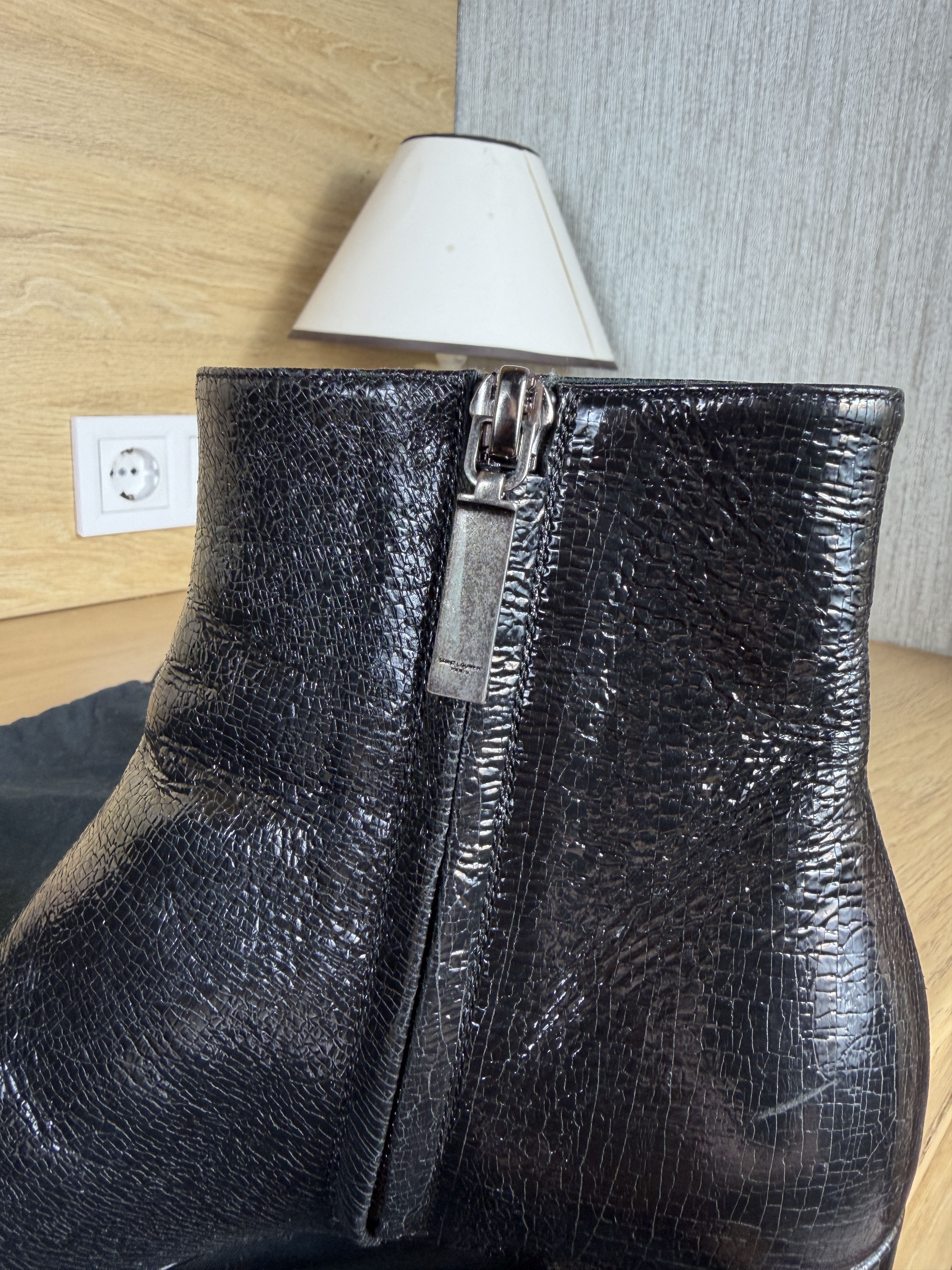 Saint Laurent Paris Saint lauren Loulou Cracked Black Leather Ankle Boots shoes Size US 7.5 / IT 37.5 - 7 Thumbnail