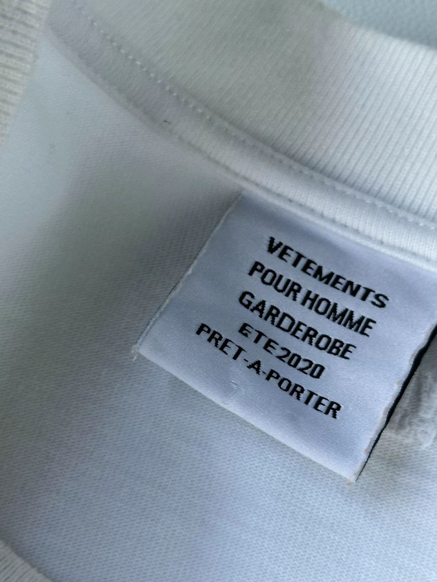 Vetements Vetements SS20 Runway OG T-Shirt Size US XS / EU 42 / 0 - 3 Thumbnail