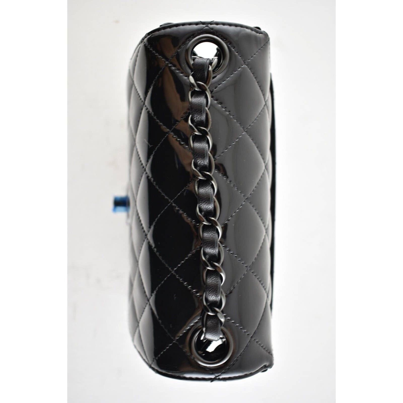 Chanel Chanel 21B So Patent Flap Mini Quilted Chain Crossbody Bag Size ONE SIZE - 9 Thumbnail