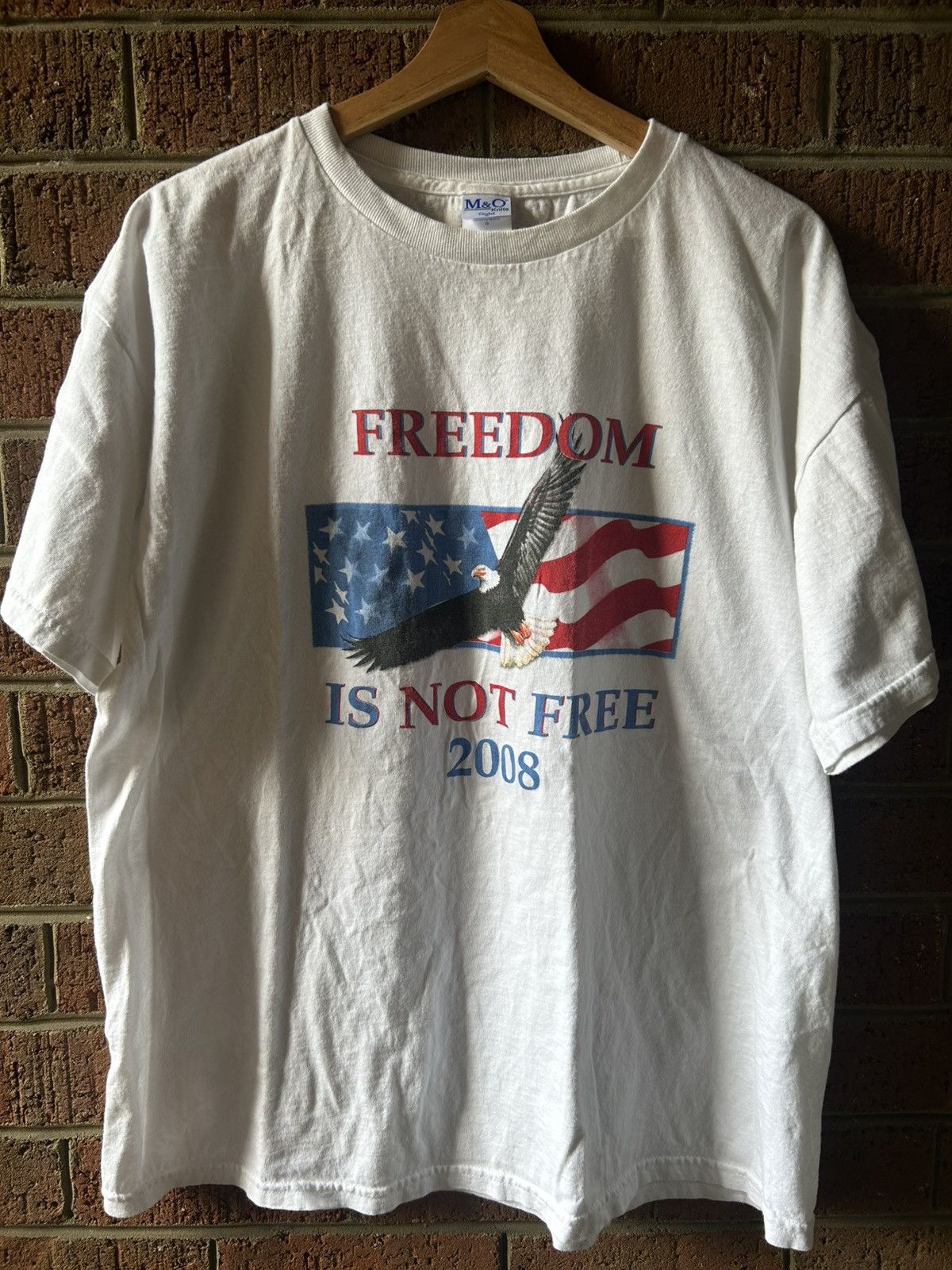 Other Vintage 2008 USA “Freedom Is Not Free” Eagle White T-Shirt Size US L / EU 52-54 / 3 - 1 Thumbnail