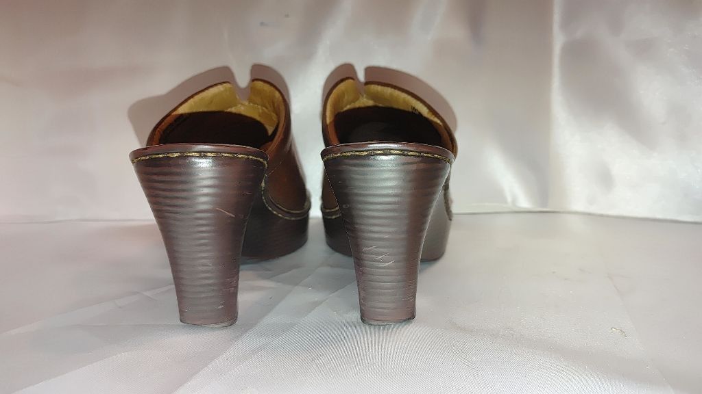 Born Born Natalie Women's Clogs Size 7 Size US 7 / IT 37 - 7 Thumbnail