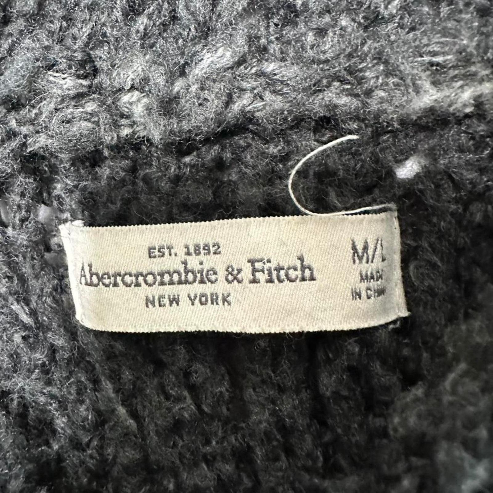 Abercrombie & Fitch Abercrombie Heavy Weight Cable Jacket 2 Pockets Size M-L Size L / US 10 / IT 46 - 3 Thumbnail