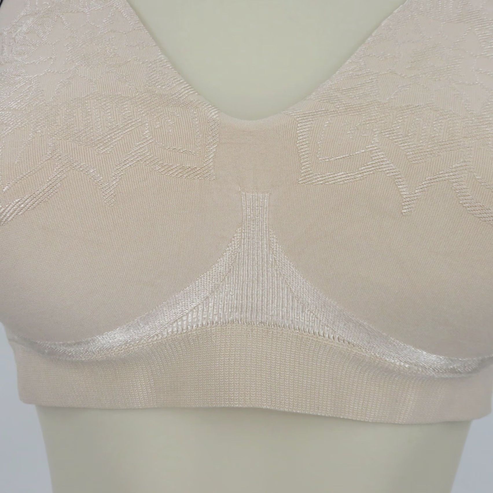 Vintage Bali Women Small DF3484 ComfortRevolution ComfortFlex Wirefree Bra Beige NEW Size ONE SIZE - 4 Thumbnail