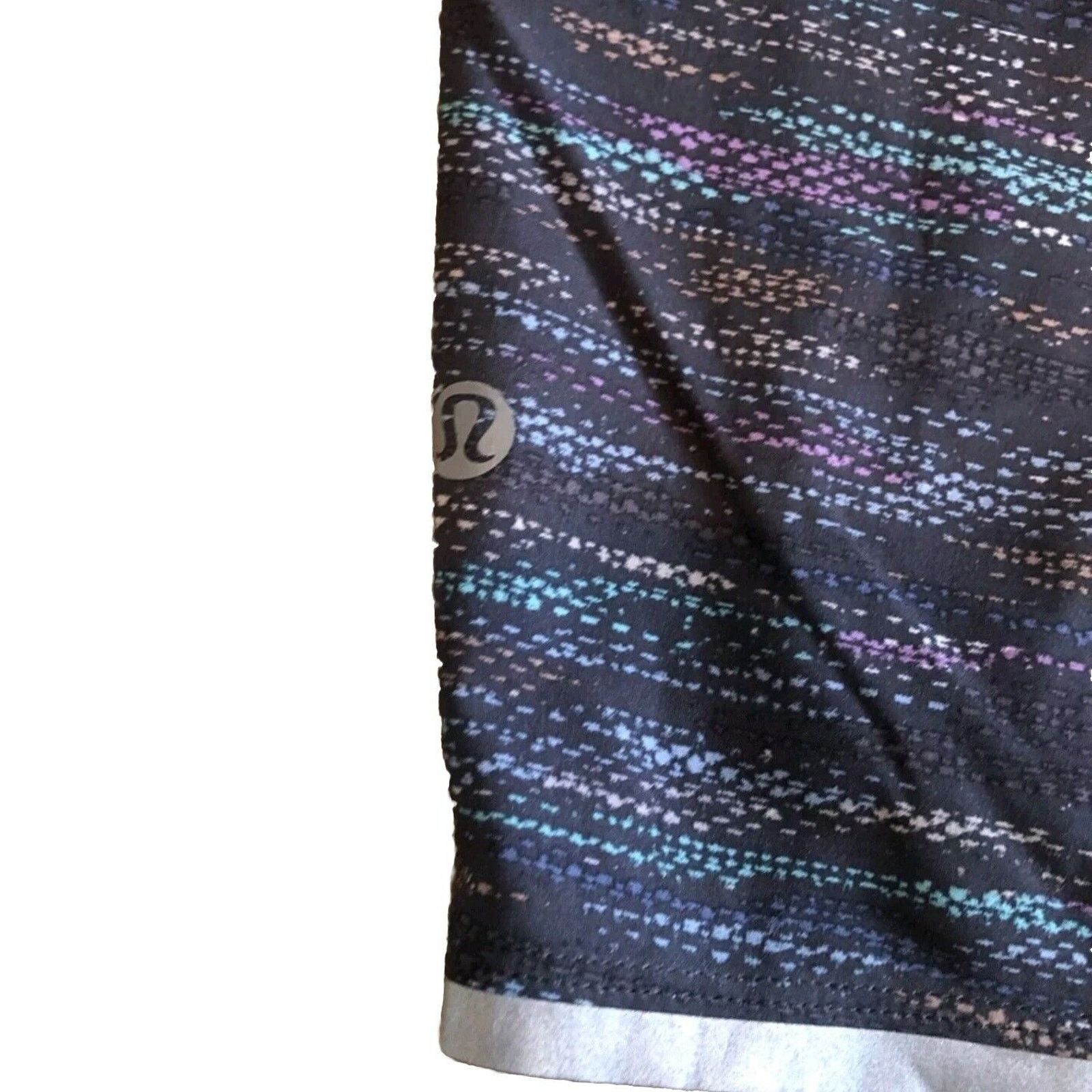 Lululemon Lululemon Surge Short 7" Lux Reflective Running Athletic Size US 27 - 7 Thumbnail