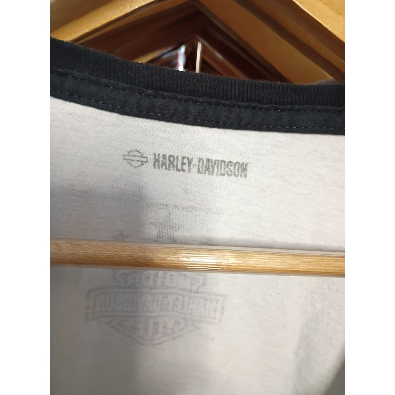 Harley Davidson VINTAGE Harley-Davidson Ladies Long Sleeve Tee L White Hero Warrior Tee Shirts Womens Size L / US 10 / IT 46 - 2 Thumbnail