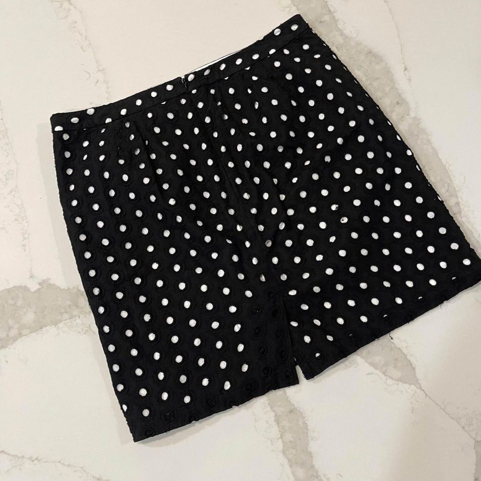 Loft Ann Taylor LOFT Polka Dot Mini Skirt Pockets Women's 6 Size 28" / US 6 / IT 42 - 4 Thumbnail