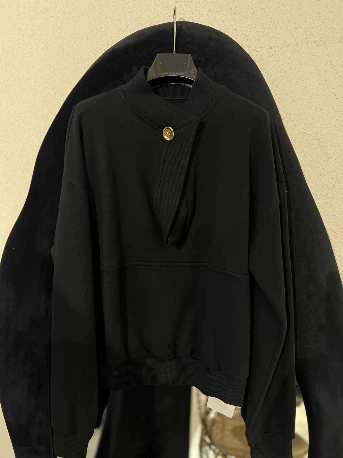 Givenchy Givenchy Black Gold Button Sweatshirt Size US M / EU 48-50 / 2 - 1 Thumbnail