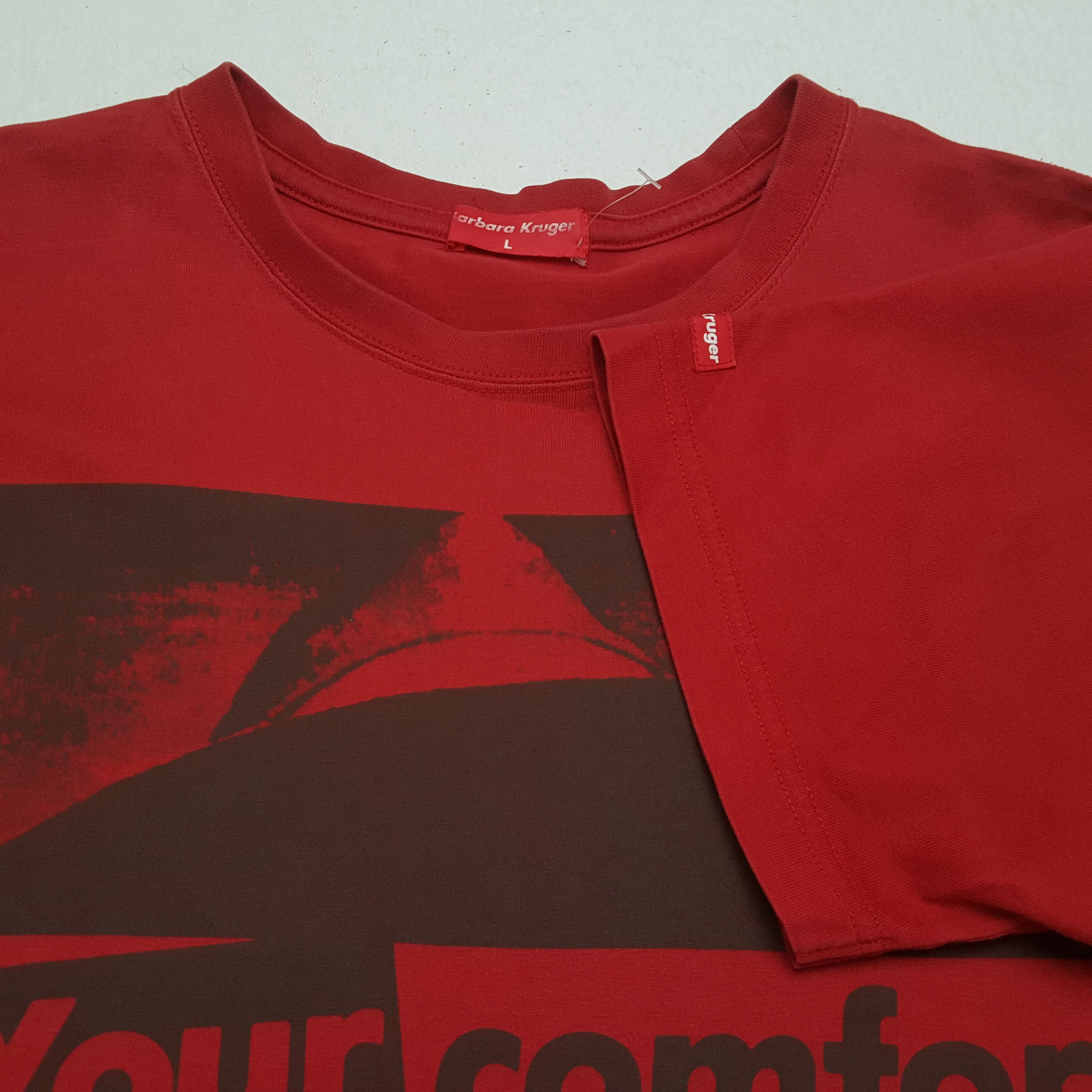 Barbara Kruger × Japanese Brand × Vintage BARBARA KRUGER X Japanese Brand Art Design Style Tshirt Size US L / EU 52-54 / 3 - 7 Thumbnail