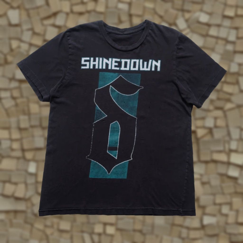 Tultex SHINEDOWN T SHIRT BLACK GRAPHIC Y2K ROCK TOUR VTG FOUR LETTER WORD SZ L Mens Graphic Print Shirt Size US L / EU 52-54 / 3 - 1 Thumbnail