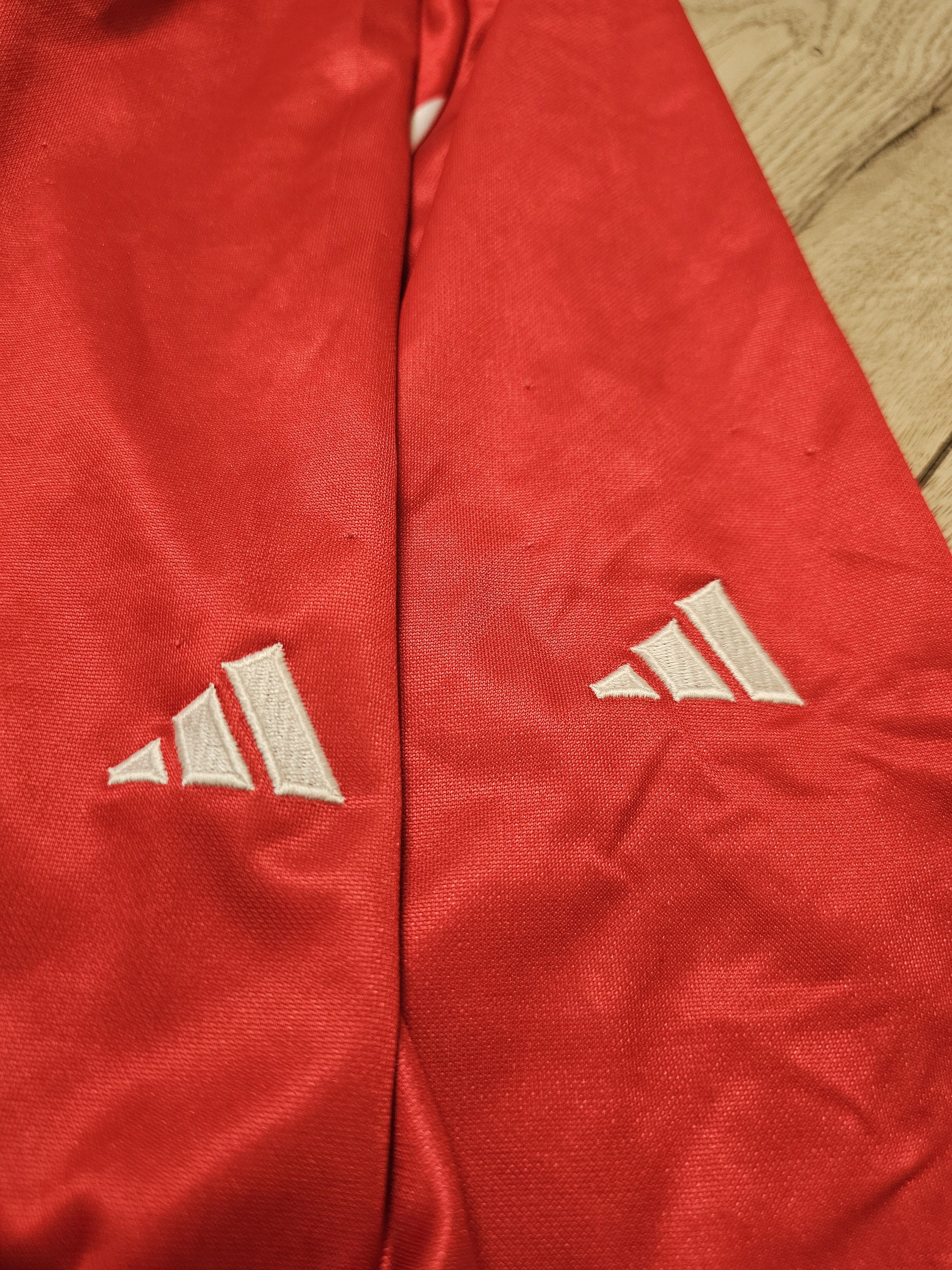 Adidas CRVENA ZVEZDA 2003 2004 HOME FOOTBALL RED STAR SOCCER JERSEY Size US M / EU 48-50 / 2 - 5 Thumbnail