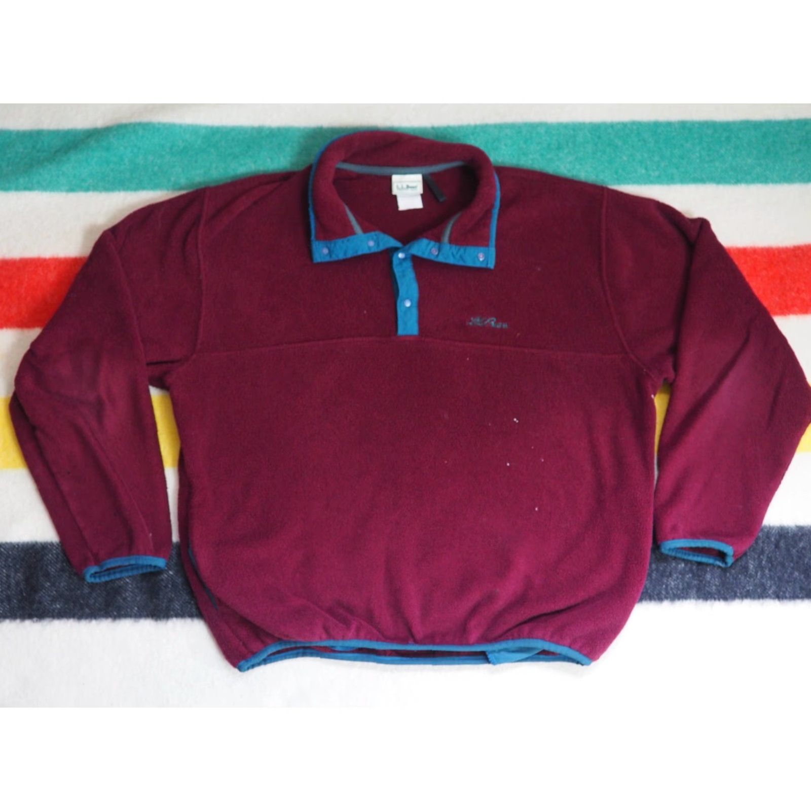 Vintage VINTAGE LL BEAN Jacket Mens L 90s Fleece Snap Outdoor Hiking Red blue Script Logo Embroidered Knit/Bodywarmer - 24" pit to pit 25" length Size US L / EU 52-54 / 3 - 7 Thumbnail