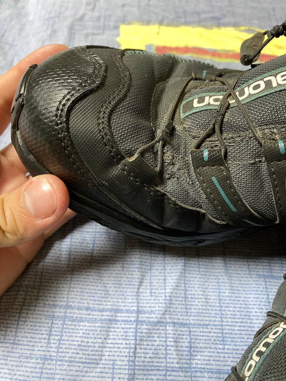 Salomon sneakers Gore-Tex outdoor water proof
