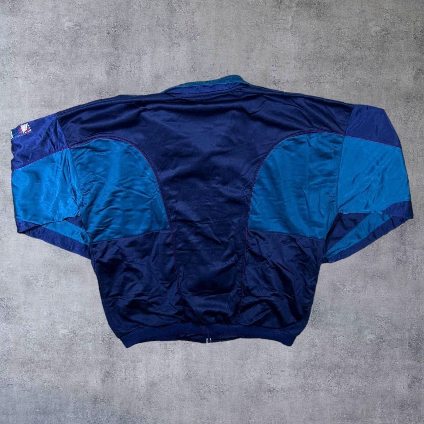 Puma VINTAGE PUMA Embroidered Mini Logo Colour Block Navy Blue Tracksuit Jacket Size US 33 - 2 Thumbnail