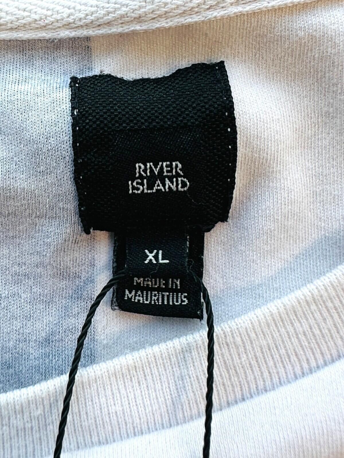 River Island River Island Prolific T-Shirt Men's UK Size XL Red Size US XL / EU 56 / 4 - 11 Thumbnail