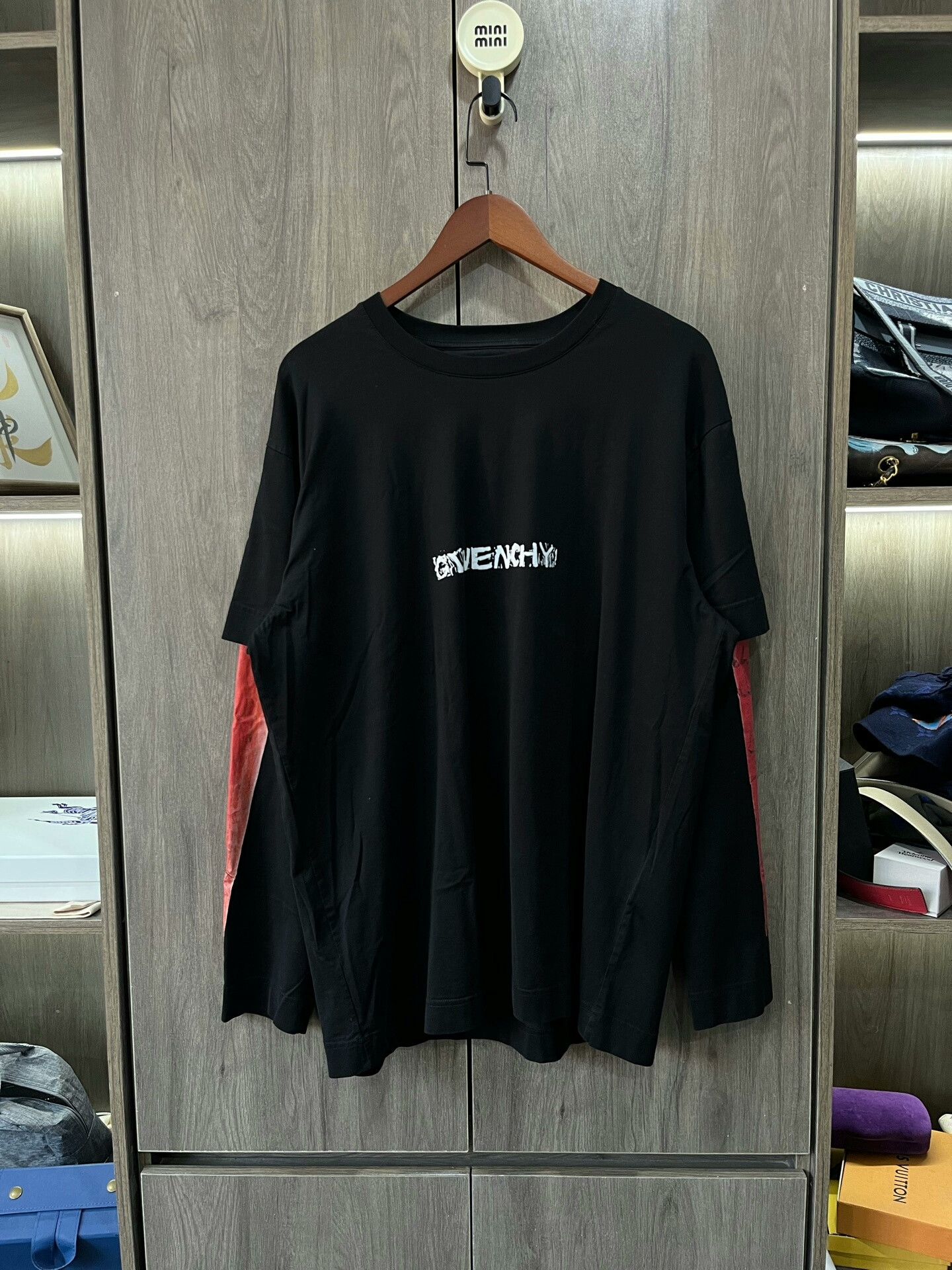 Givenchy Givenchy Chest Logo Fake Two-Piece Longsleeve Size US L / EU 52-54 / 3 - 1 Thumbnail