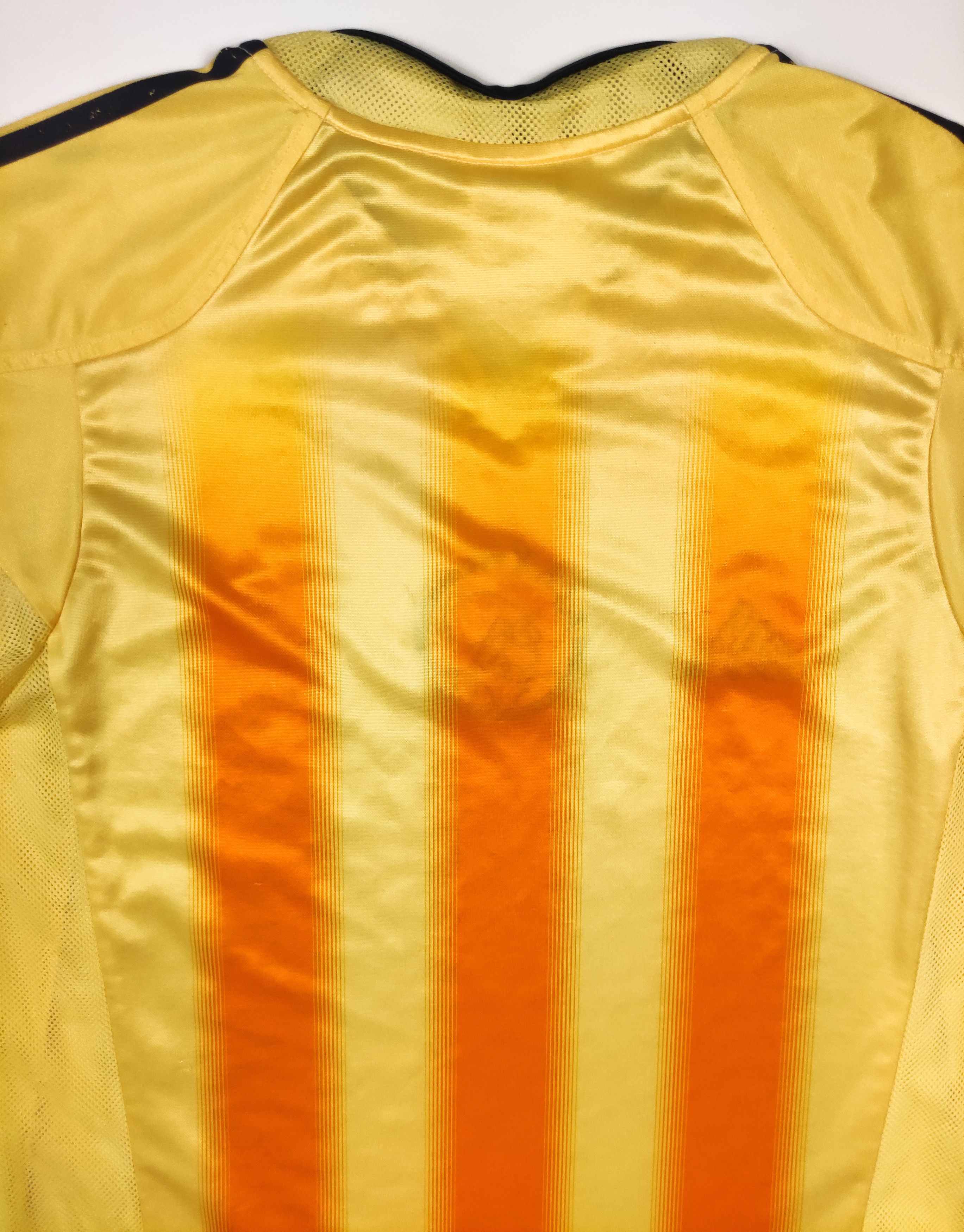 Adidas Ajax Amsterdam 2004 2005 Adidas Away Shirt Vintage Gold Size US S / EU 44-46 / 1 - 11 Thumbnail