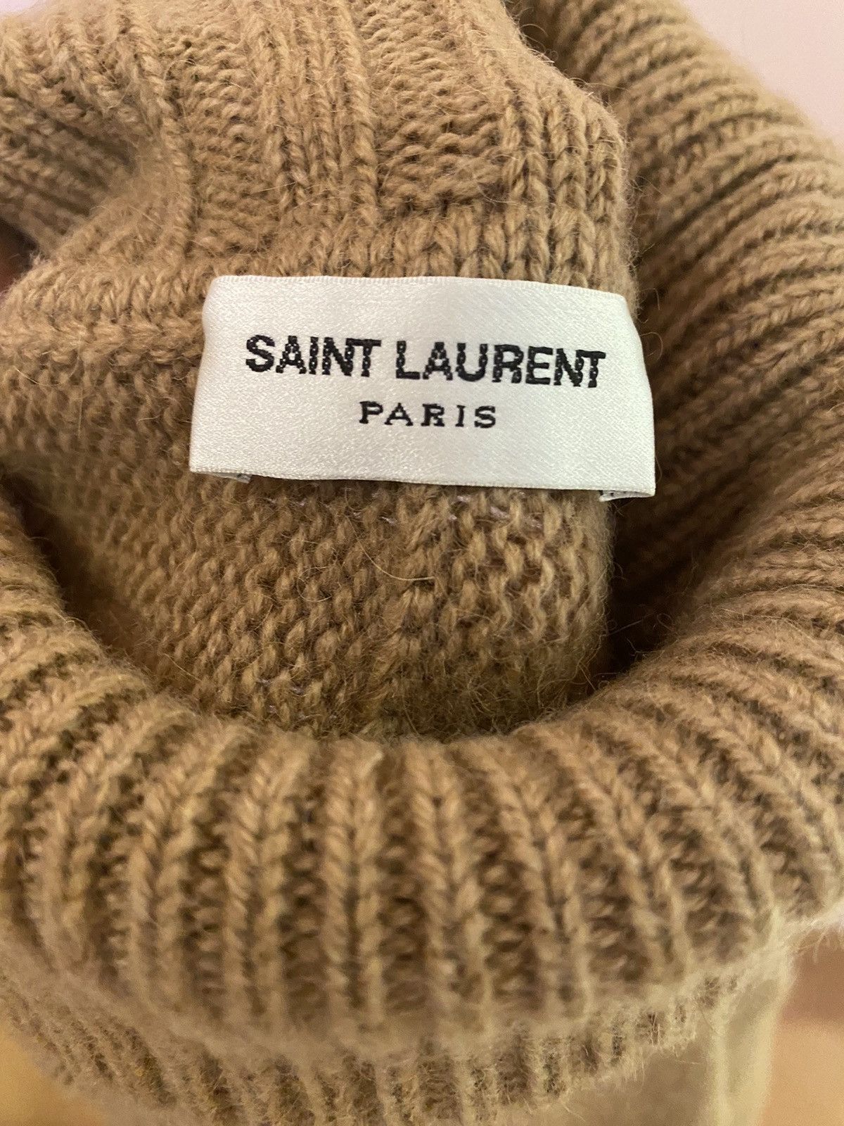 Saint Laurent Paris Saint Laurent YSL camel hair roll neck turtleneck sweater M Size US M / EU 48-50 / 2 - 5 Thumbnail