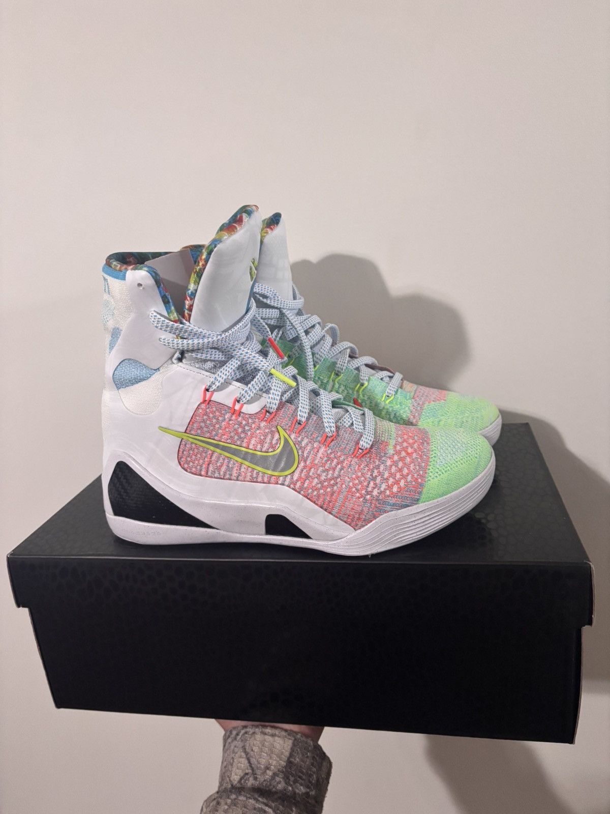 Nike What the kobe 9 high Size US 10 / EU 43 - 2 Thumbnail