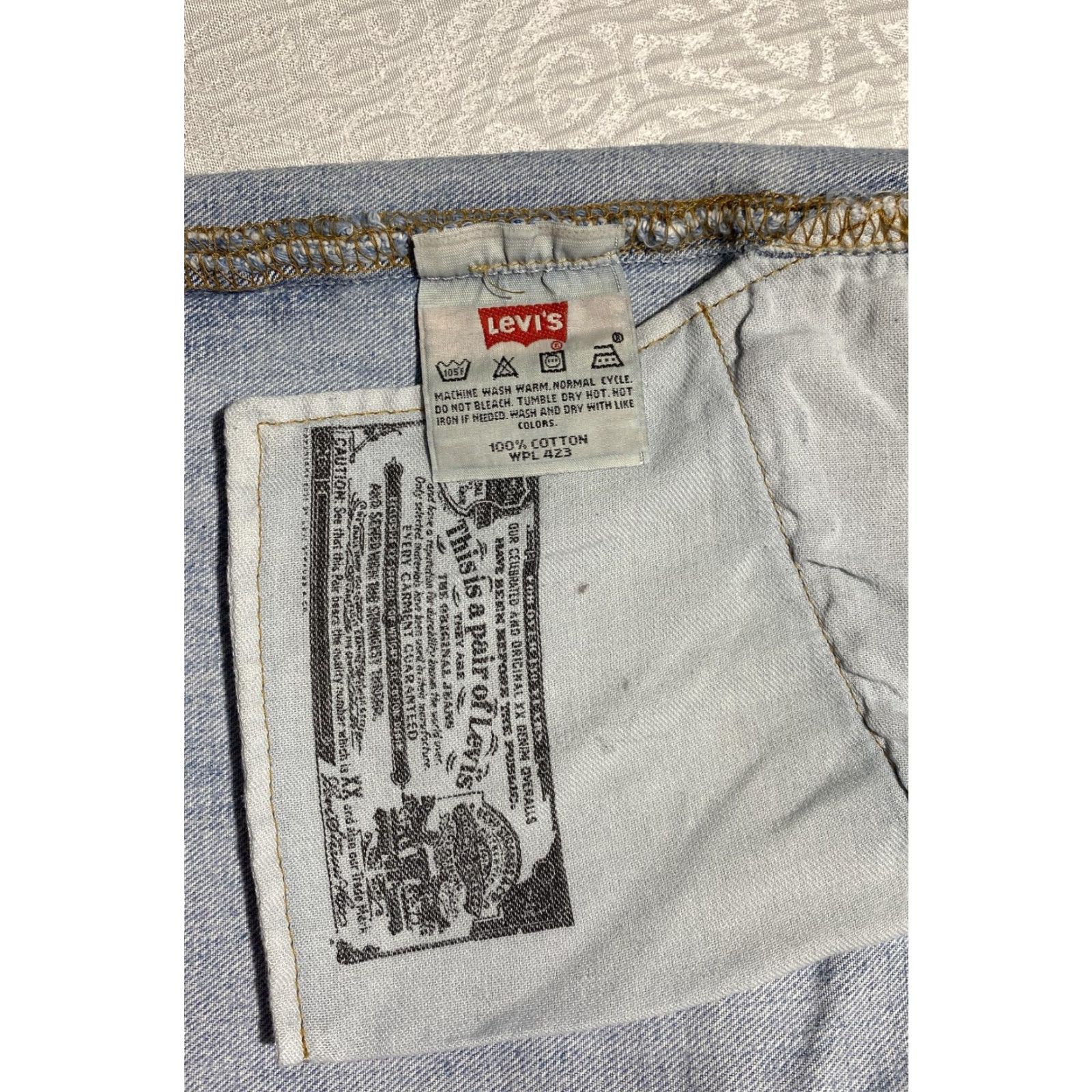 Levi's VINTAGE Levi's 501 Jeans Mens 33x30 Denim Blue 501-0134 Straight Leg Button Fly 5-Pocket Jeans Mens Regular Slim? Size US 33 - 7 Thumbnail
