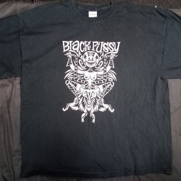 Band Tees RARE Vintage Black Pu$$y Psychedelic Stoner Rock T-Shirt Size US XXL / EU 58 / 5 - 2 Thumbnail