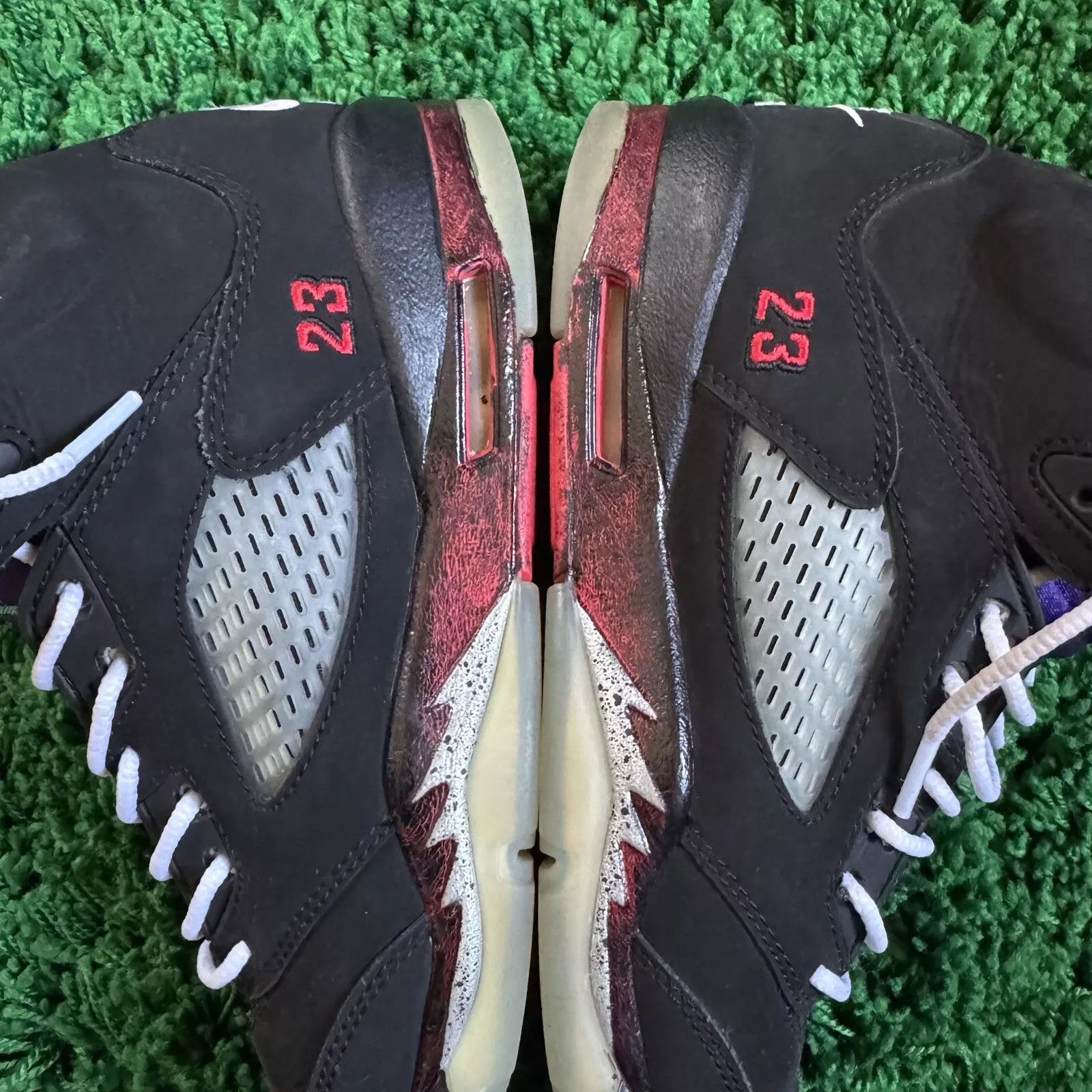 Jordan Brand Air Jordan Retro 5 Top 3 Fire Red Metallic Grape Size US 7 / EU 40 - 6 Thumbnail